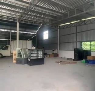 2,900 sqm Living Size Sklad K pronájmu in Chbar Ampov