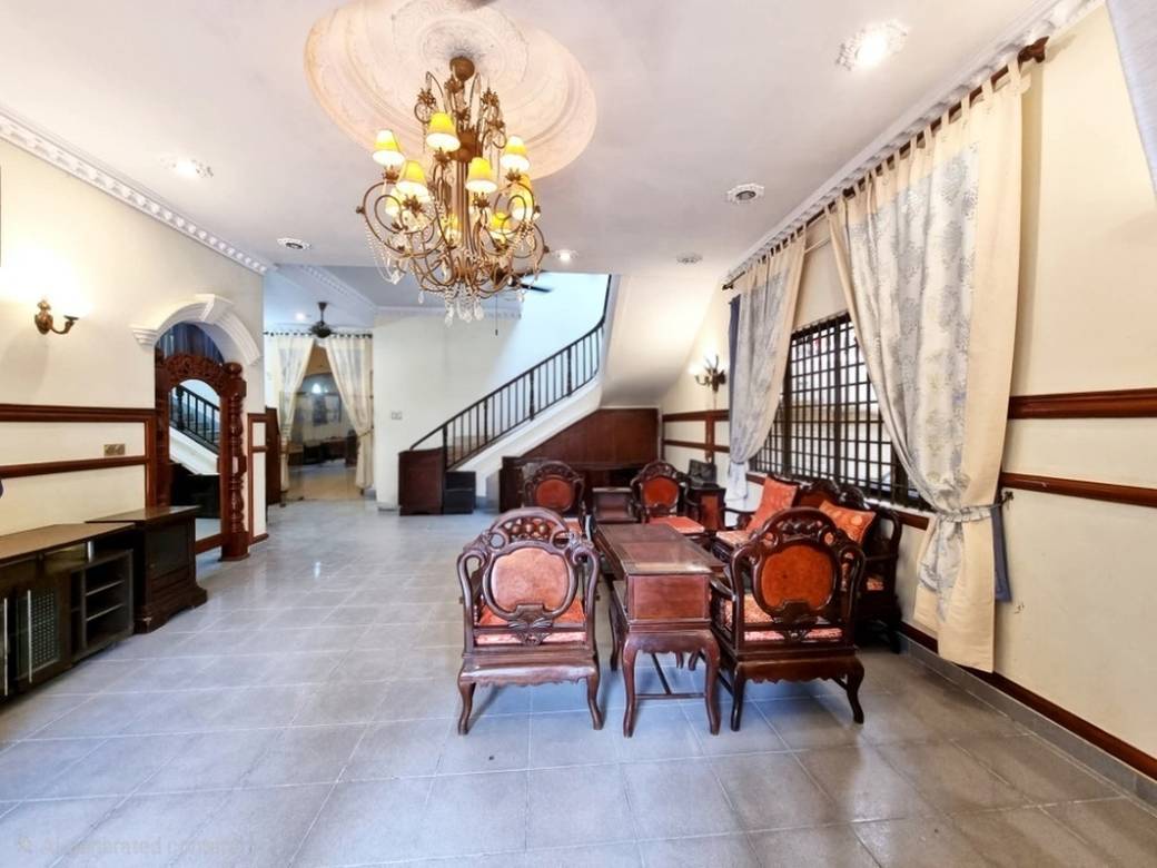 556 sqm Living Size Vila Na prodej in Toul Kork