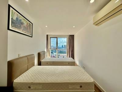 Condo For Sale & Rent in Chamkarmon $255,000