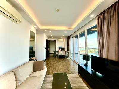 $660,000 Condo