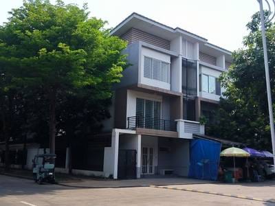 Borey Peng Huoth : The Star Platinum Mercurean II | $220,000 Řadový dům