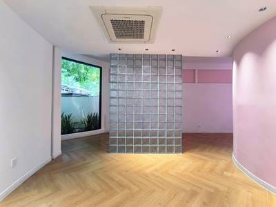 156 sqm Living Size Shophouse K pronájmu in Boeng Keng Kang