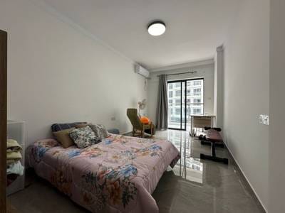 $350 Condo