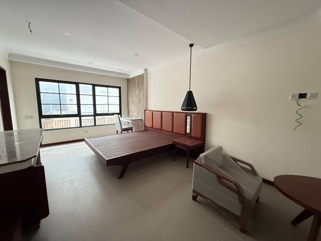 36 Bedrooms Hotel For Sale & Rent