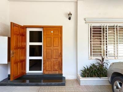 $125,000 Vila