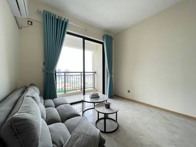 $750 Condo