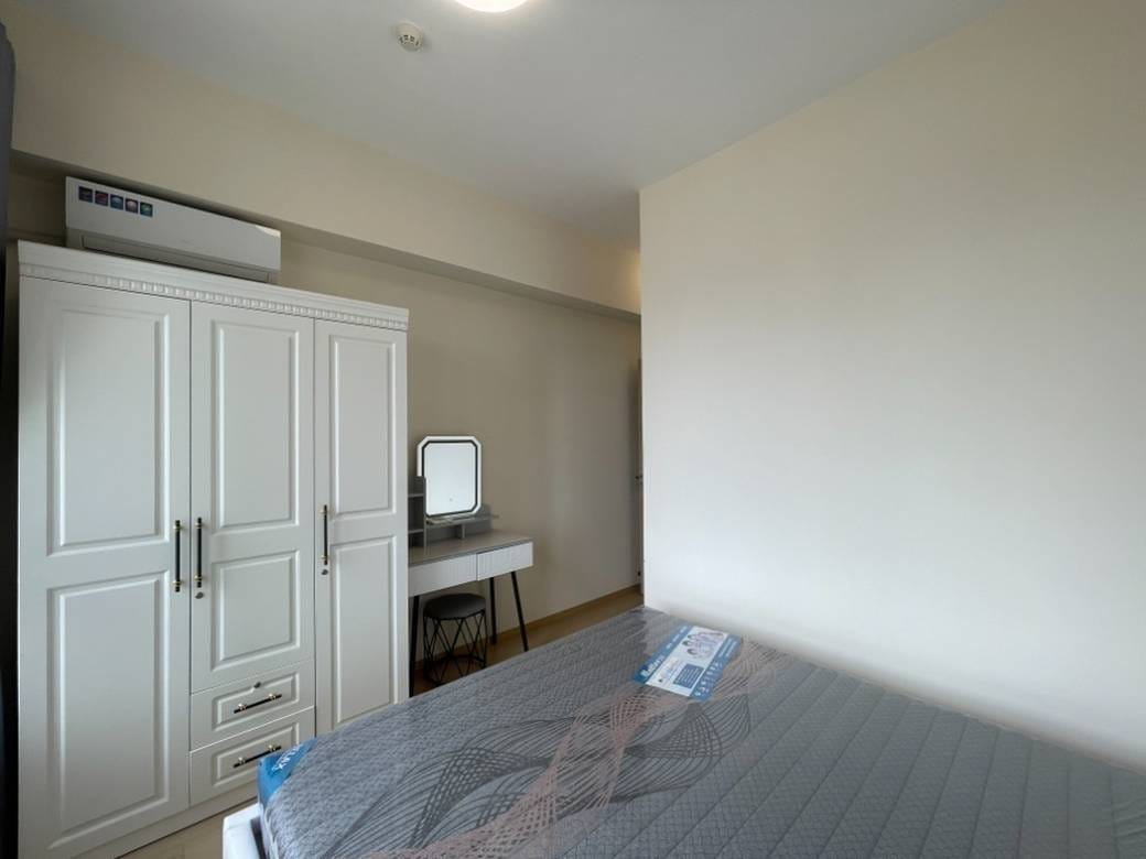 Zařízeno Condo K pronájmu