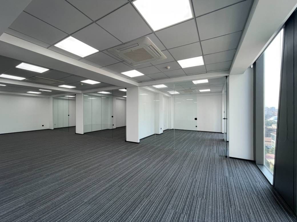 212 sqm Living Size Offices For Rent in Boeng Keng Kang
