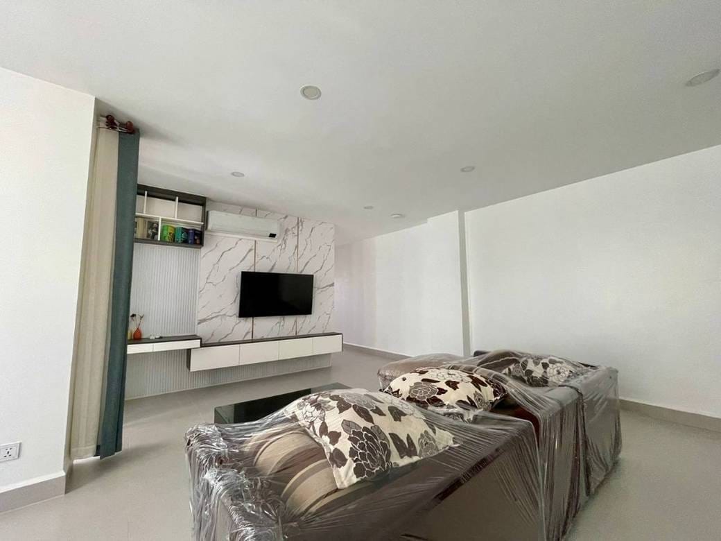 135 sqm Living Size Apartmán K pronájmu in Chamkarmon
