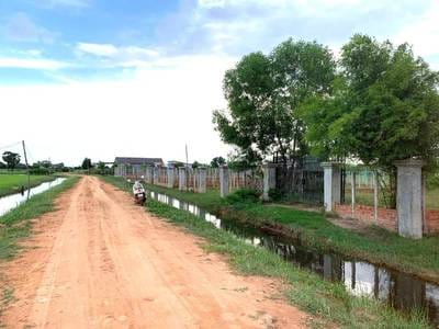 Lot សំរាប់លក់ នៅ កណ្ដែក, ប្រាសាទបាគង, សៀមរាប