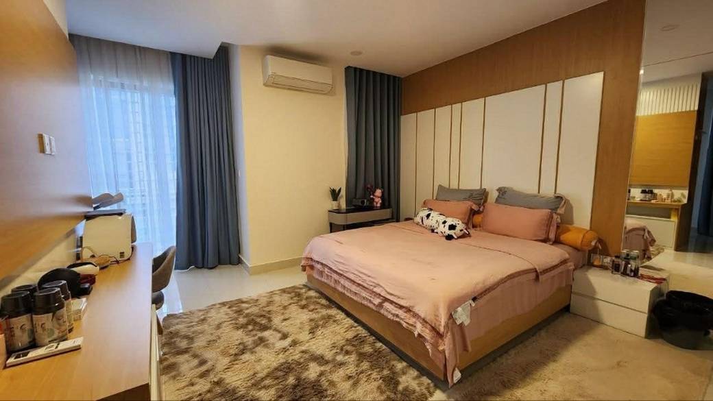 216 sqm Living Size Dvojvila K pronájmu in Chbar Ampov