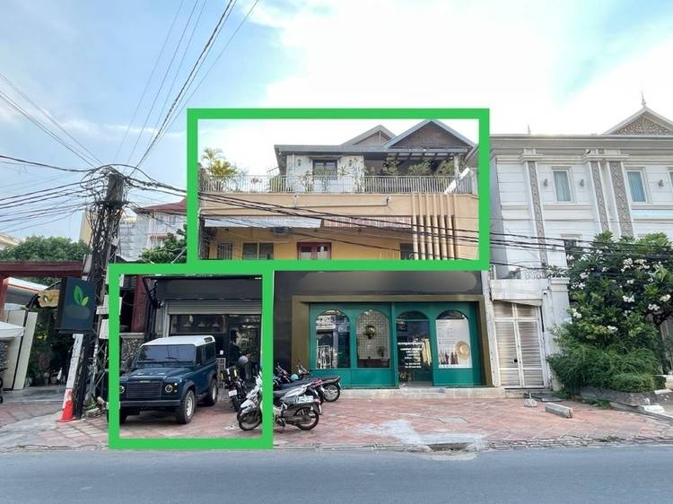 CommercialShophouse សំរាប់ជួល នៅ Chakto Mukh, Daun Penh, Phnom Penh