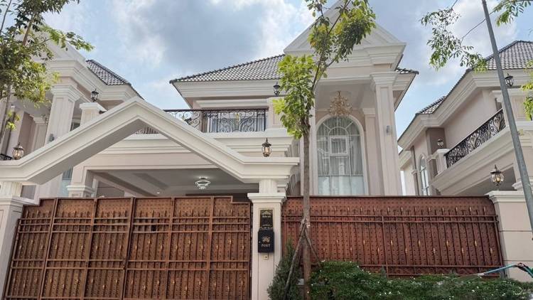 Villa For Rent in Kampong Samnanh, Ta Khmau, Kandal