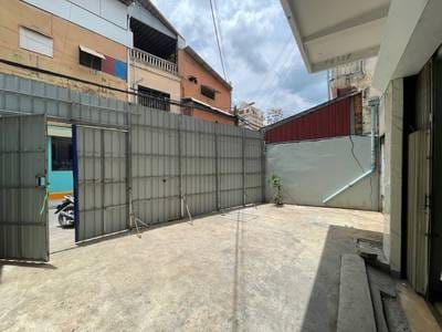 $800 Shophouse