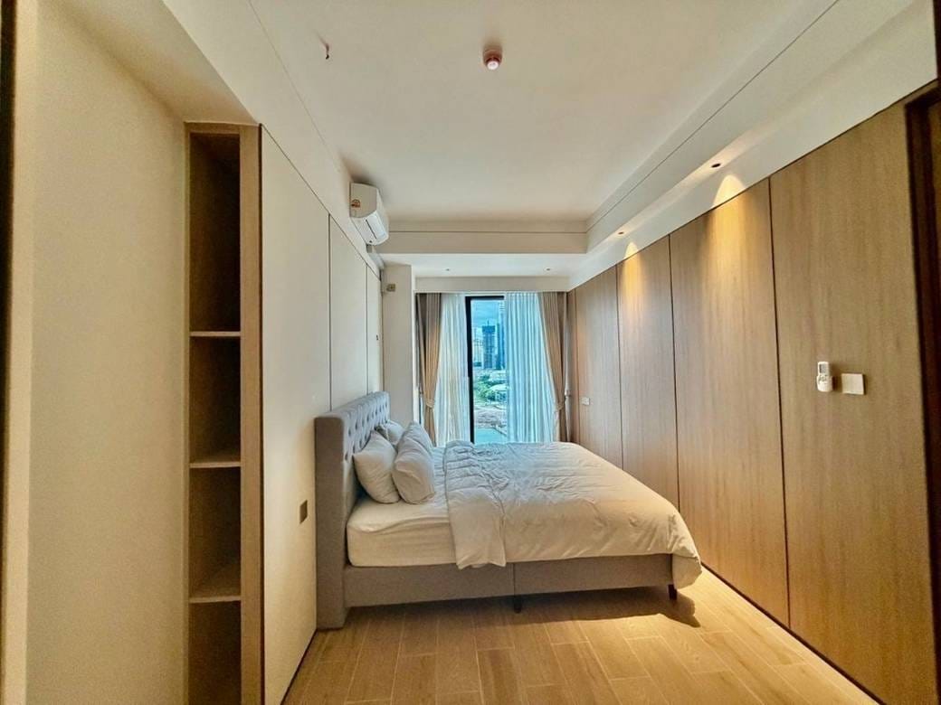 Vue Aston | 74.3 sqm Land Size Condo Na prodej