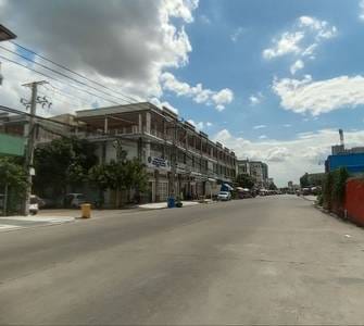 98 sqm Land Size Shophouse Na prodej