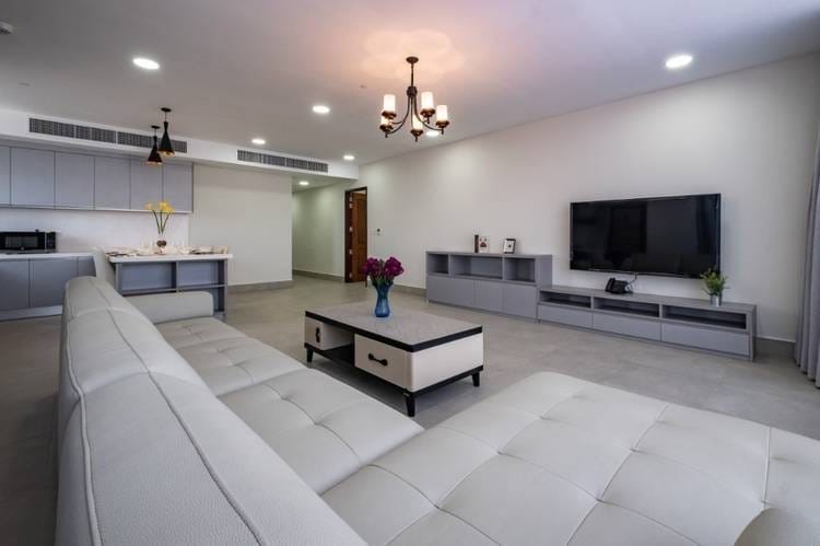 Luxury 2-Bedroom Serviced Apartment for Rent in BKK 1 
