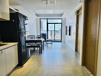 The Penthouse Residence | 内装済みのマンション売り物件