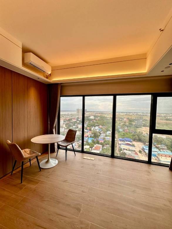 滨江·雅诗顿 | Nirouth公寓For Sale & Rent，位于Nirouth