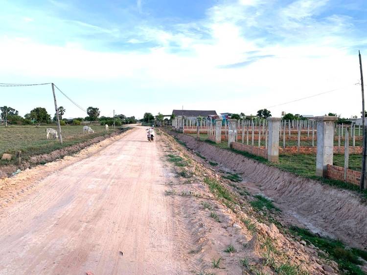Kandaek, Prasat Bakong, Siem Reapの土地売り物件