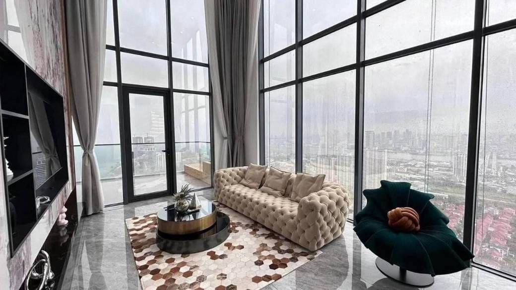 $410,000 顶层公寓