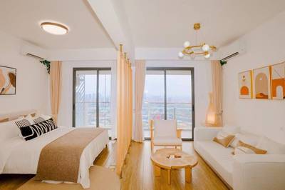 Condo Na sprzedaż o powierzchni działki 62.3 m²