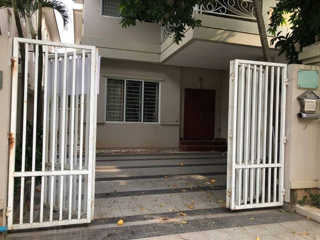 Borey Peng Huoth: The Star Platinum | $290,000 Dvojvila