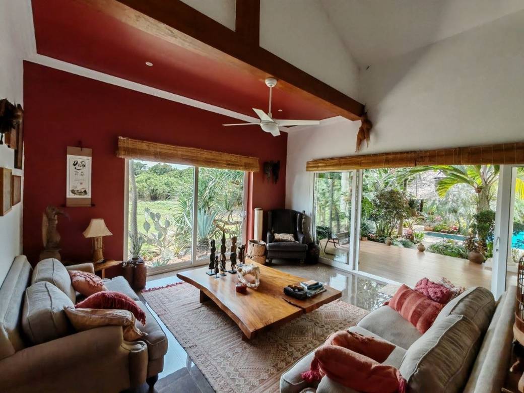 House and lot สำหรับขาย ขนาดที่ดิน 1,031 ตร.ม.