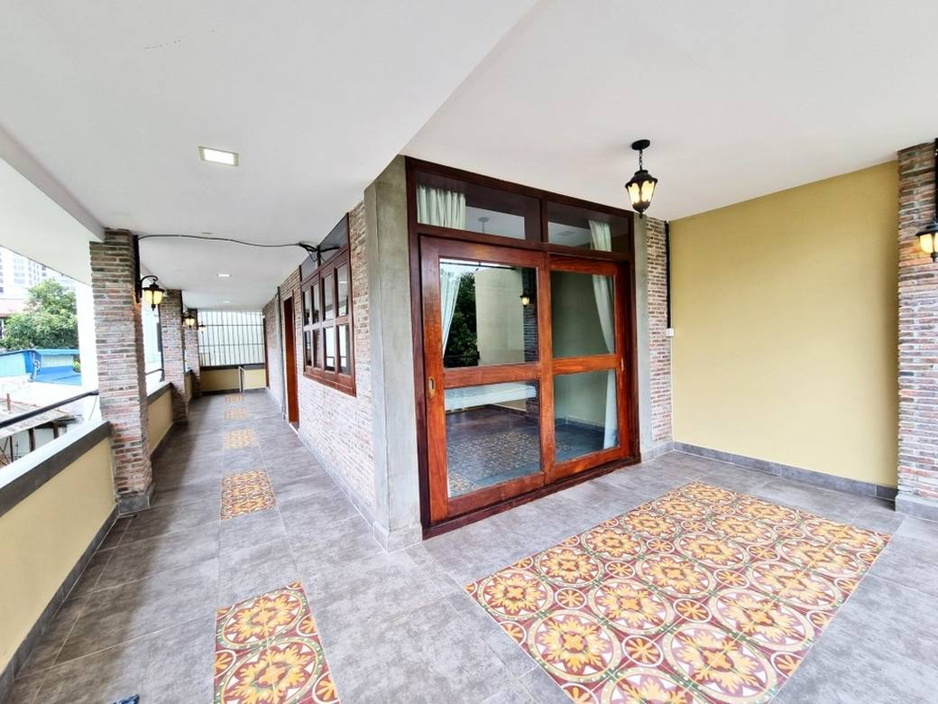 Villa For Sale & Rent in Tonle Bassac, Chamkarmon, Phnom Penh