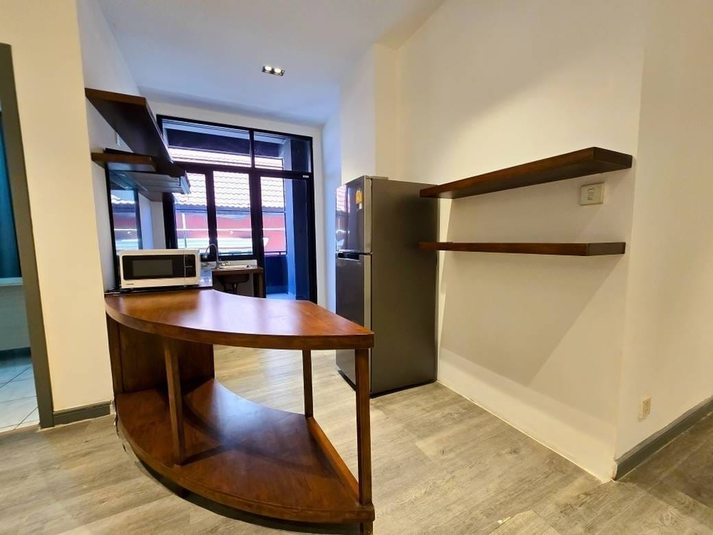 $999 Condo