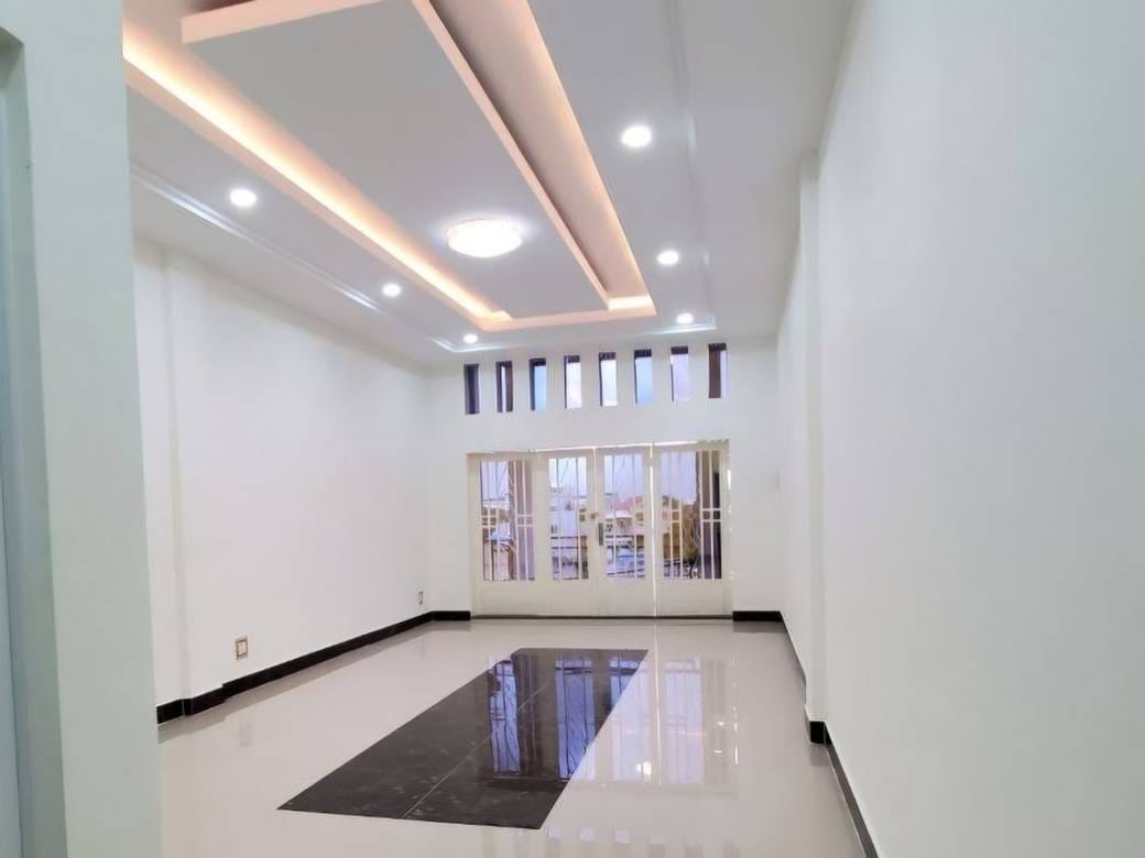 Maison-boutique À vendre de 204 m² habitables à Prek Pnov