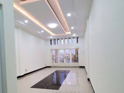 Maison-boutique À vendre de 204 m² habitables à Prek Pnov