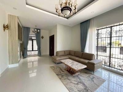 540 sqm Land Size Apartmán K pronájmu