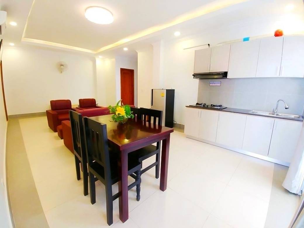 252 sqm Land Size Budova K pronájmu