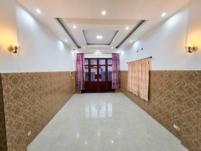 แฟลตเฮ้าส์ For Sale & Rent ใน พสาร์เดิมทะกอ, จัมการมอน, พนมเปญ