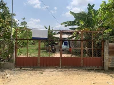 1,426 sqm Land Size House and lot Na prodej