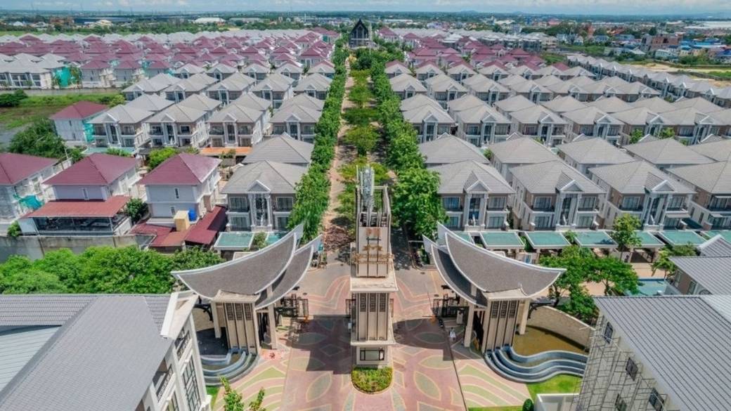 Borey Peng Huoth: The Star Mera Garden | 179.4 sqm Land Size Dvojvila For Sale & Rent