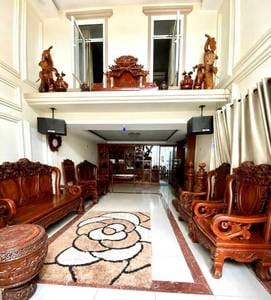 House and lot Na prodej in Kilomaetr Lekh Prammuoy, Russey Keo, Phnom Penh
