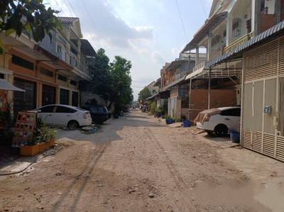 แฟลตเฮ้าส์ สำหรับขาย ใน จอมเจา 3, โปร์แซนเจย, พนมเปญ