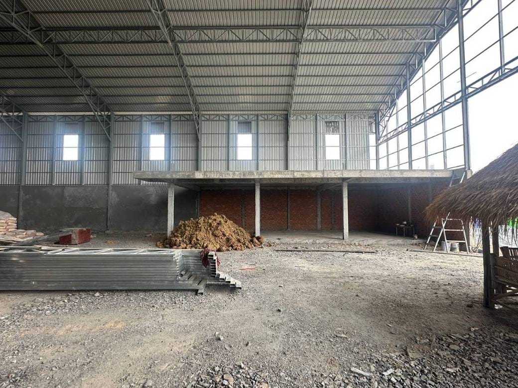5,037 sqm Land Size Továrna For Sale & Rent