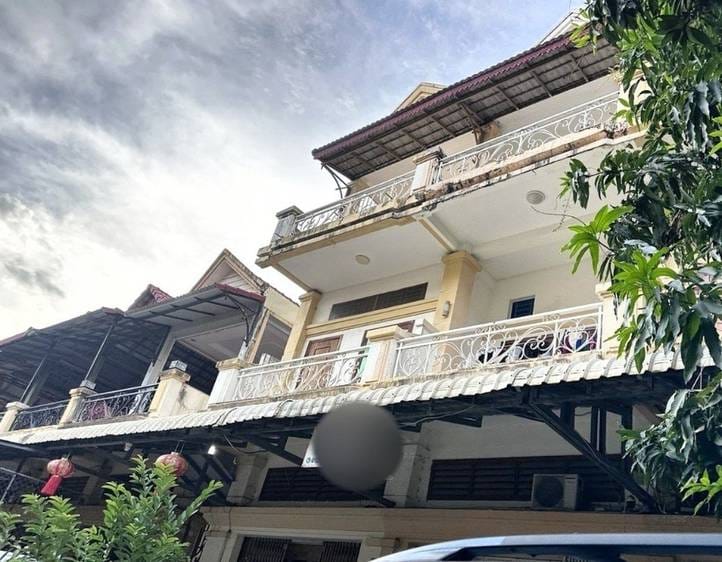 Phnom Penh Thmey, Sen Sok, Phnom Penh的房子出售