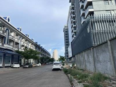 Bâtiment À louer à Chroy Changvar, Chroy Changvar, Phnom Penh