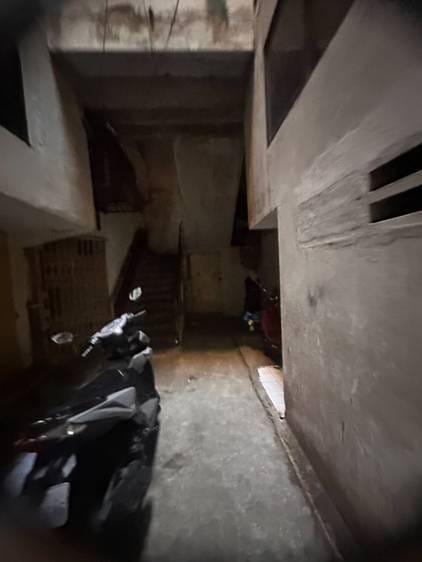 38 sqm Land Size House and lot Для Продажи
