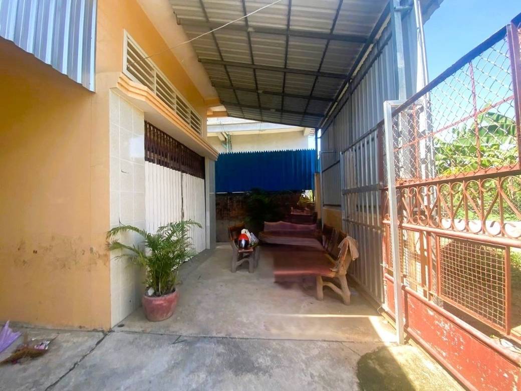 Ta Khmau에 있는 House and lot 매매 $58,000
