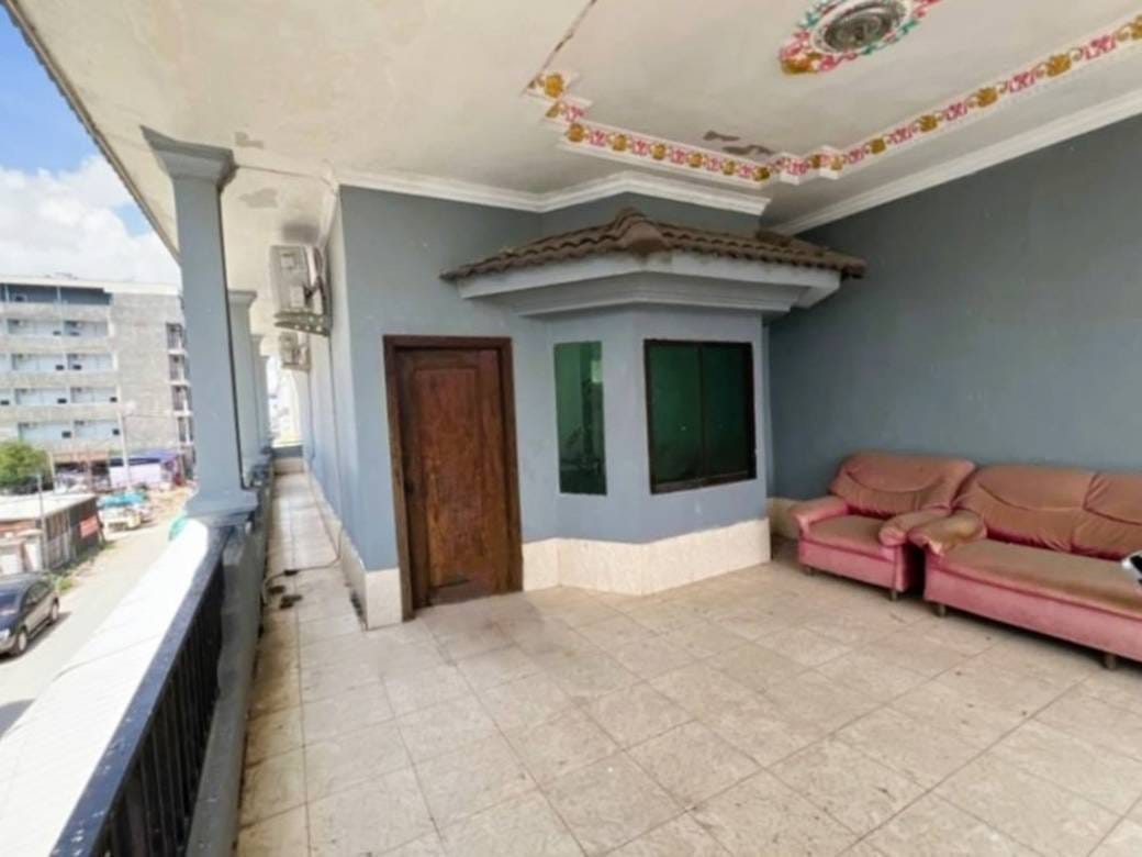 Maison mitoyenne À vendre à Nimitt, Poipet, Banteay Meanchey