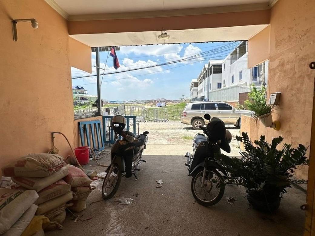 Flat House For Sale in Prey Veaeng, Dangkao, Phnom Penh