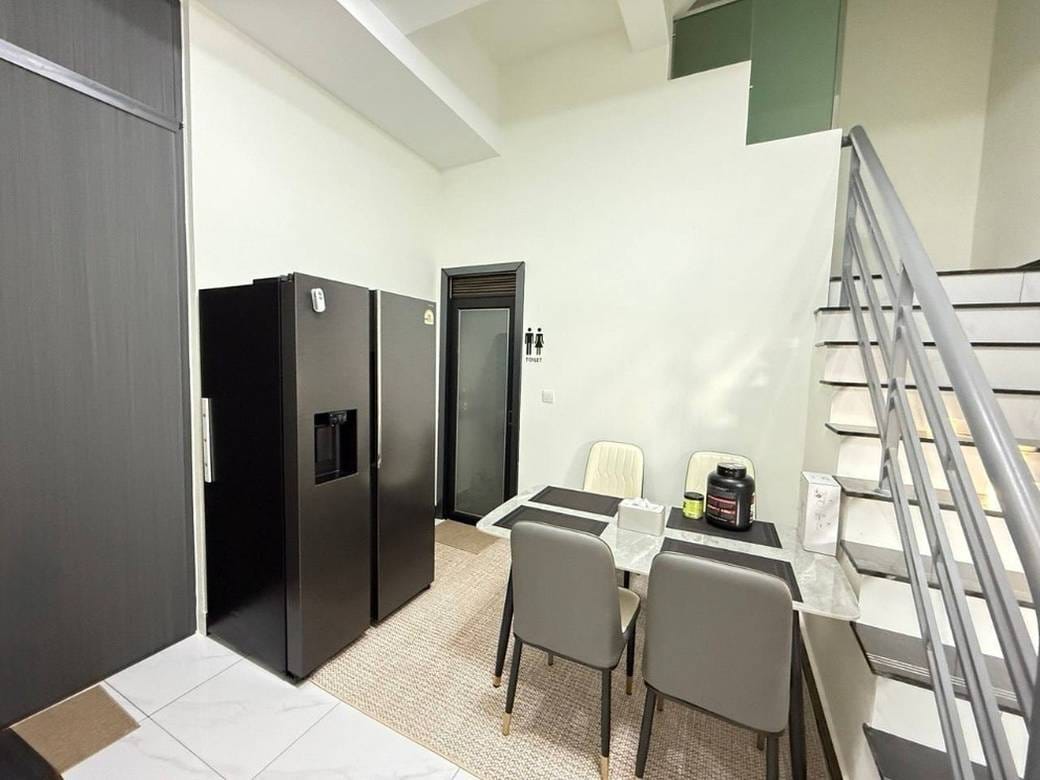ลิงก์เฮ้าส์ For Sale & Rent พร้อมที่จอดรถ 4 คัน