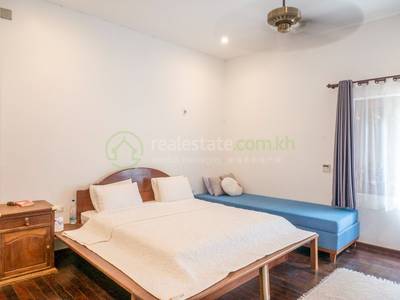 1,276 sqm Land Size Vila Na prodej