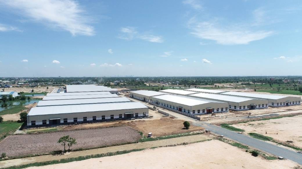 600,000 sqm Land Size Sklad K pronájmu