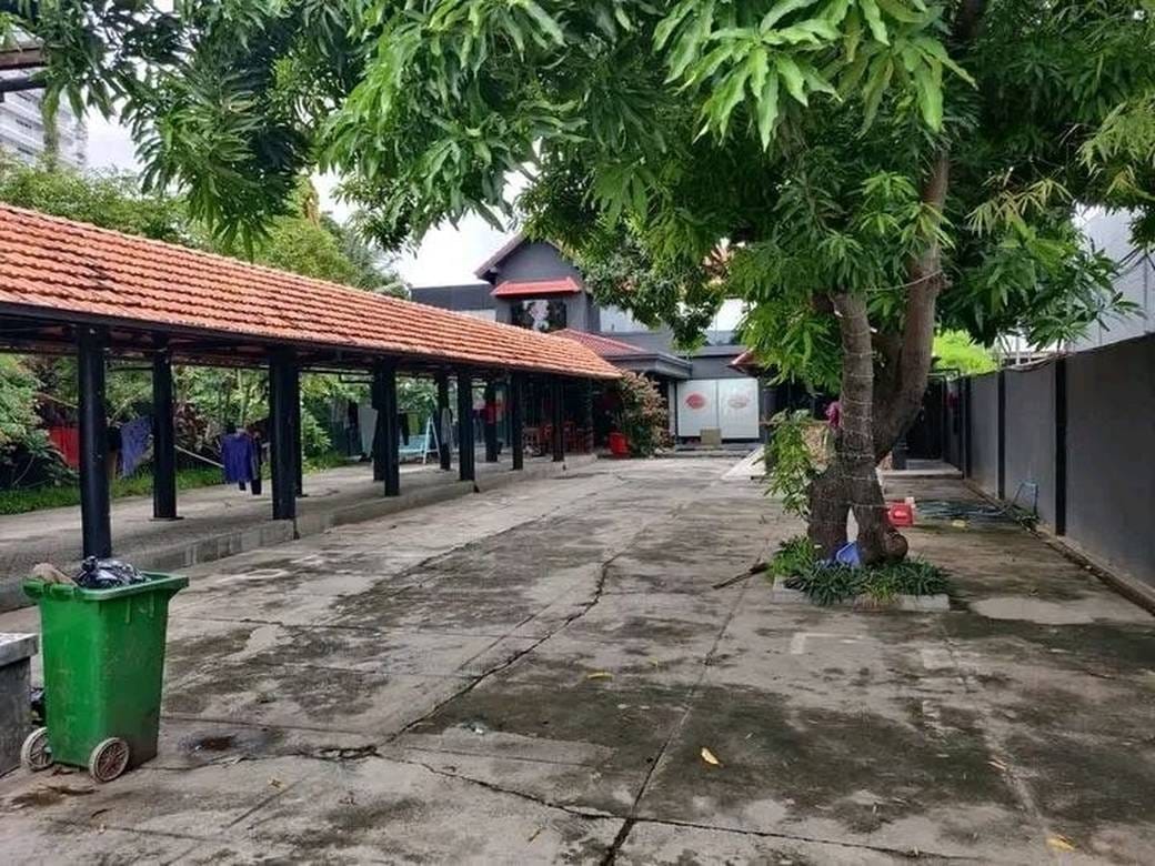 ที่ดิน สำหรับขาย ขนาดที่ดิน 1,003 ตร.ม.